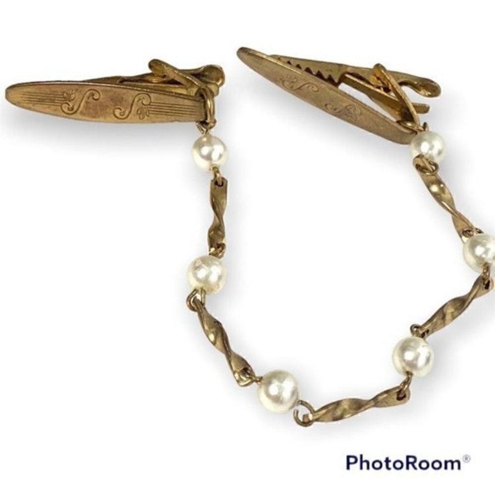 Vintage Gold Tone Faux Pearl Sweater Clip 1950s